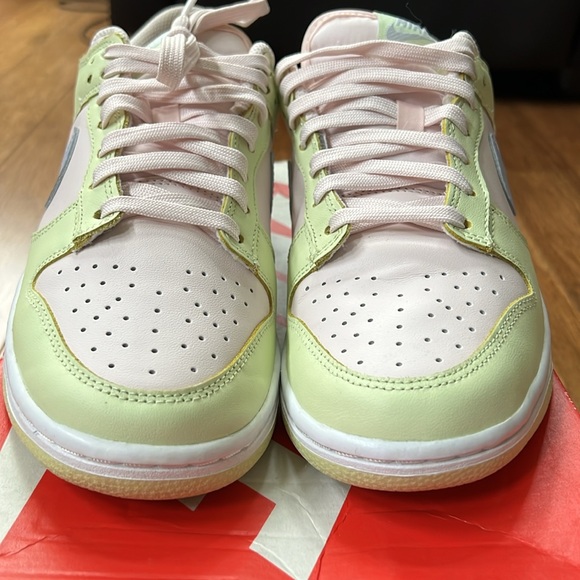 EXCELLENT NIKE Dunk Low Lime Ice Sz 8 W/6.5 M - Picture 5 of 9